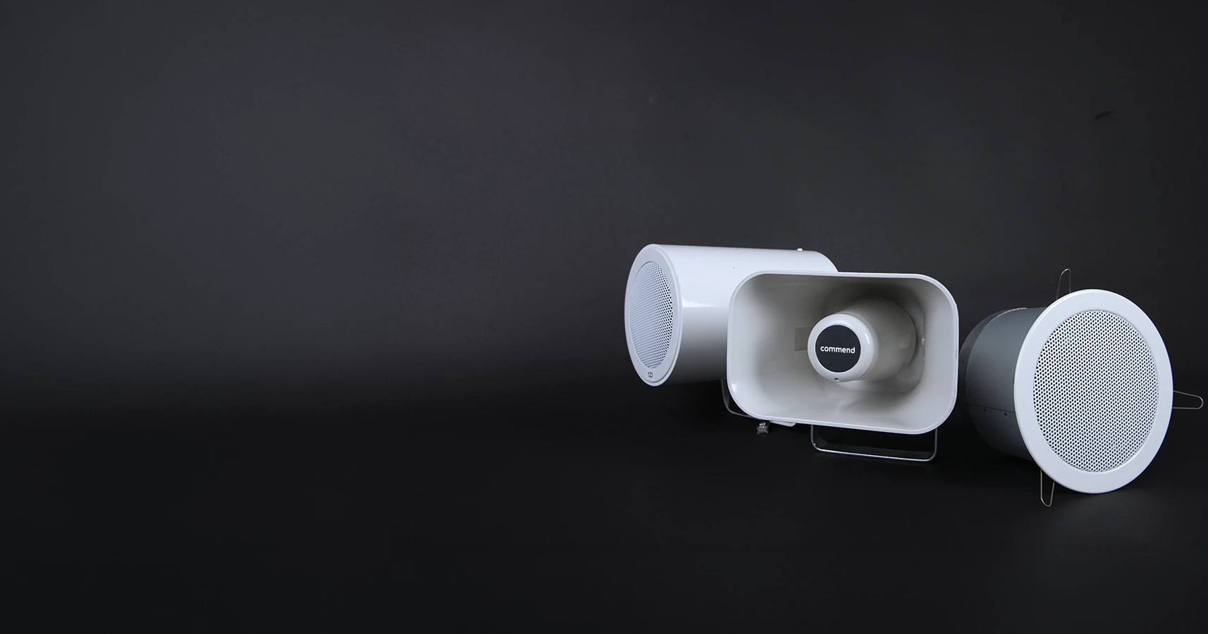 IP Network Speakers with PoE | Schneider Intercom