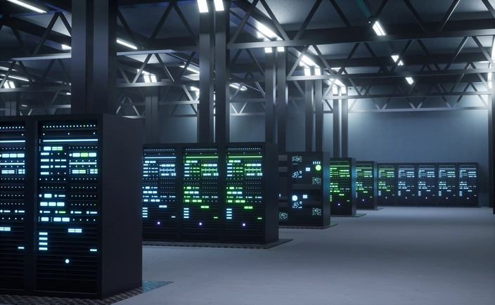 Modernes Rechenzentrum Serversaal mit leuchtenden Racks und industrieller Deckenkonstruktion.